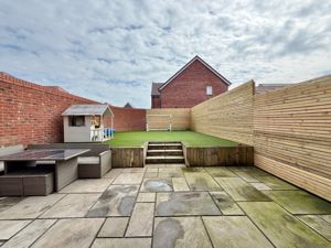 Photo 10- click for photo gallery